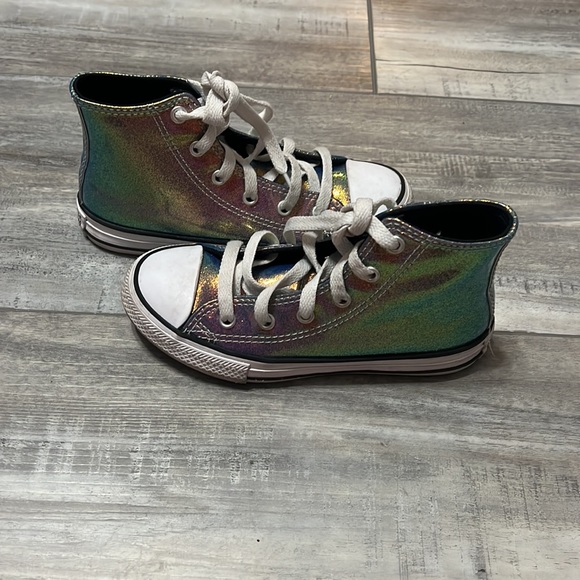 Converse - Picture 2 of 5